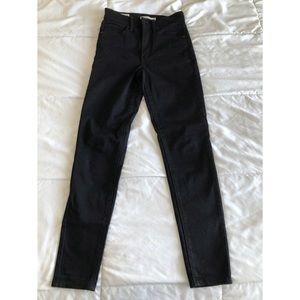 Mile High Super Skinny Levi Jeans- Black